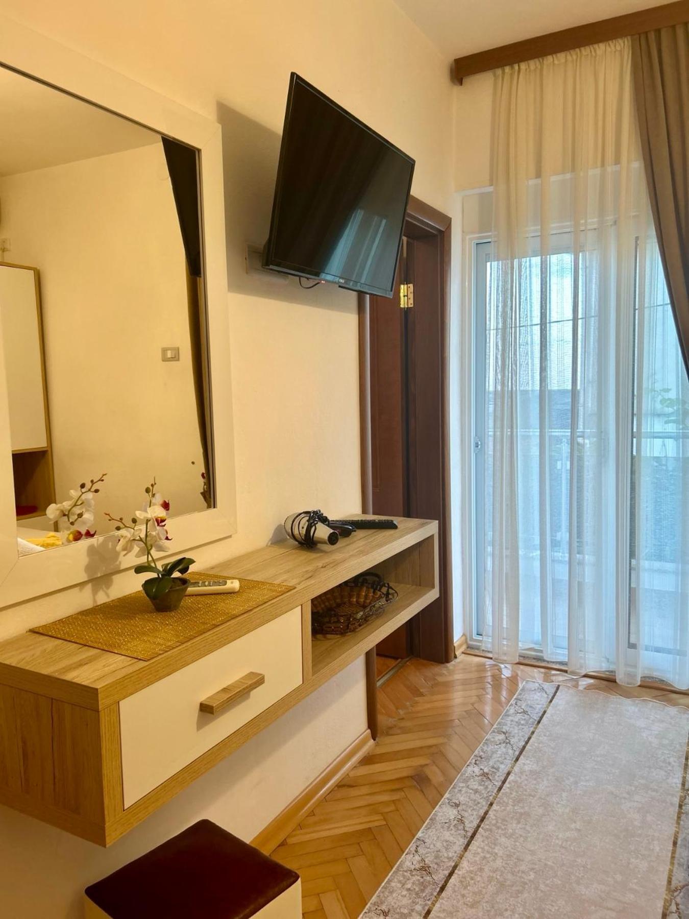 Apartments Gazi Ulcinj Ngoại thất bức ảnh